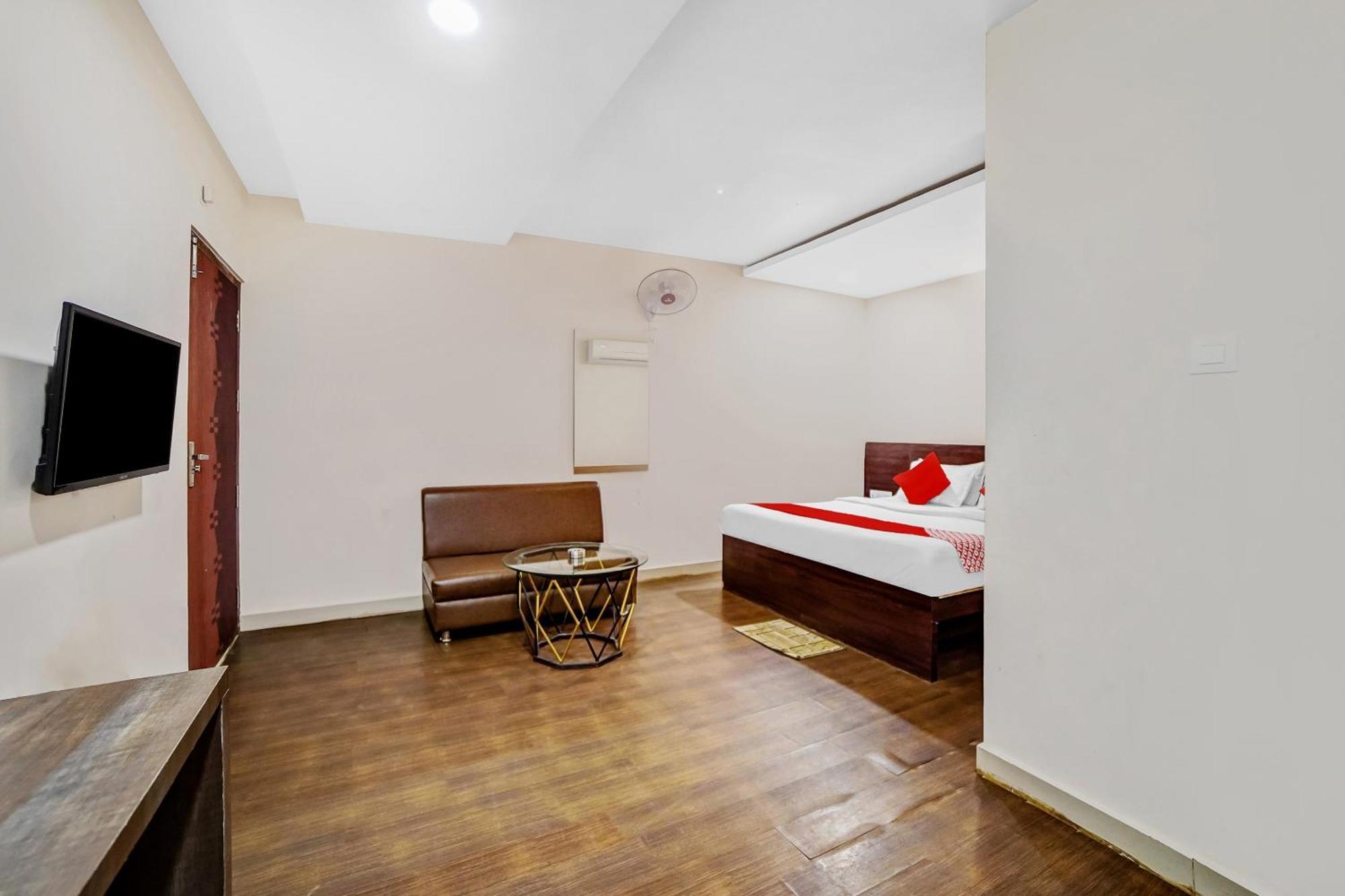 Collection O Suvidha Hotel Bilāspur Екстериор снимка